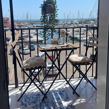Borgo Damare Nettuno Vista Mare 아파트 외부 사진