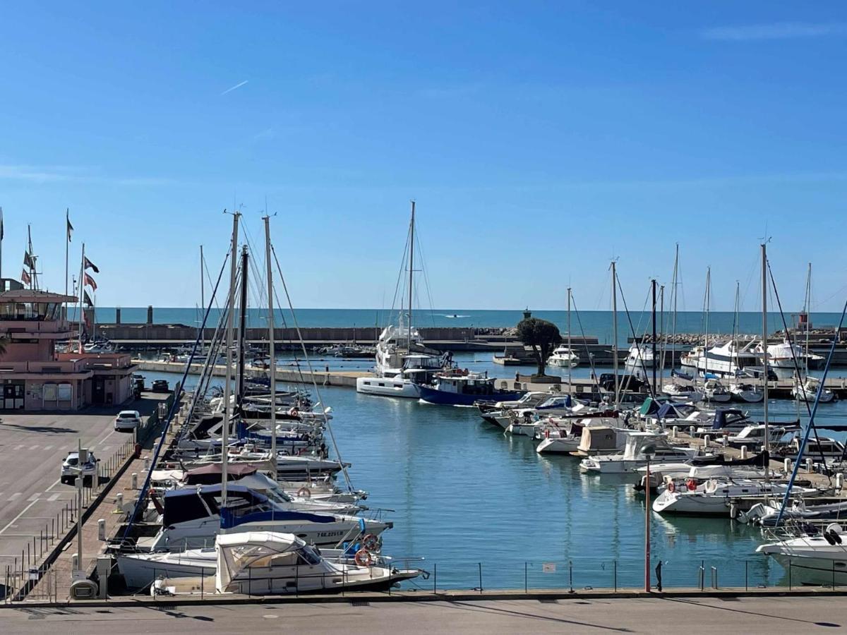 Borgo Damare Nettuno Vista Mare 아파트 외부 사진